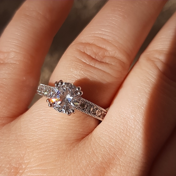 Silver White Sapphire Vintage Vibes Ring - Picture 3 of 11